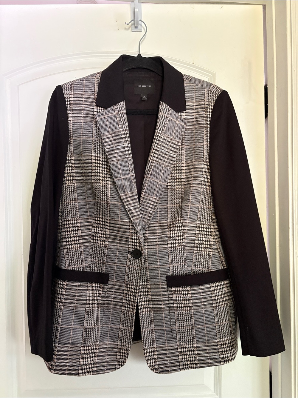 The Limited Black & Gray Women’s Glen Plaid Blazer with Solid Sleeves
